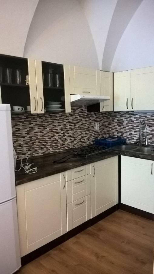 Alzbetina 15 - Dream Apartman Кошице Экстерьер фото